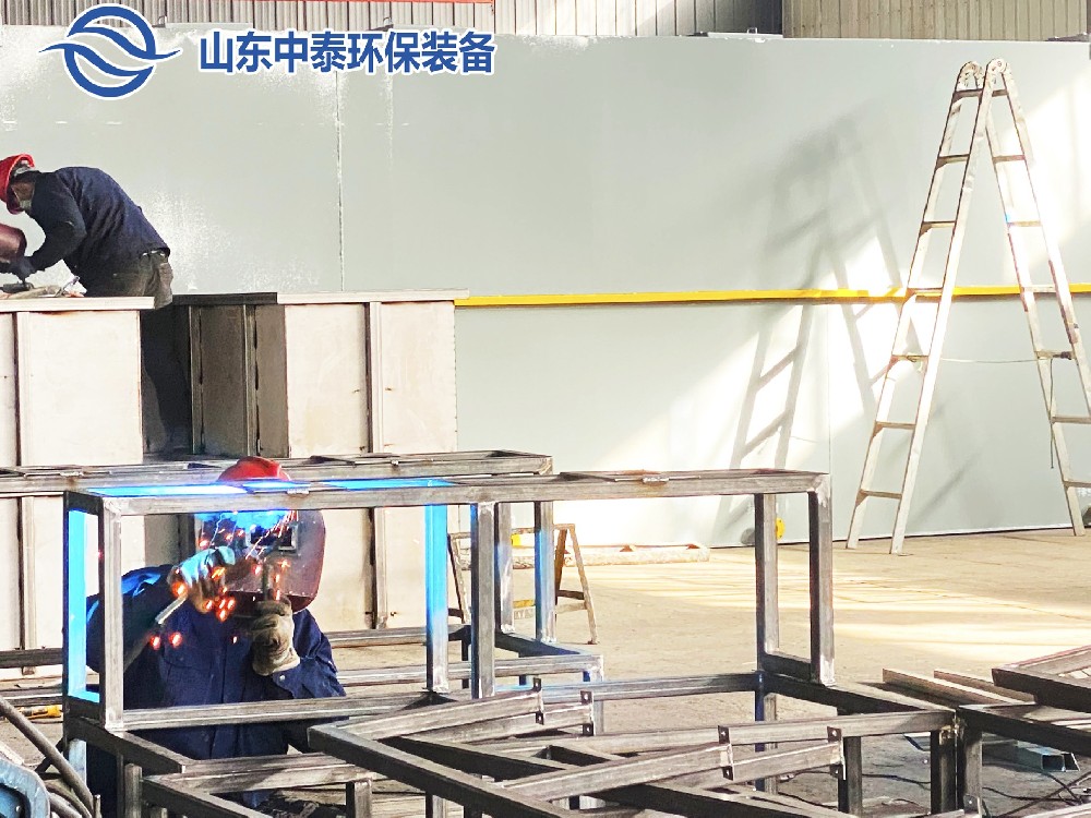 一體化污水處理設(shè)備,一體化污水處理設(shè)備廠家，集裝箱一體化污水處理設(shè)備，農(nóng)村污水處理設(shè)備、農(nóng)村一體化污水處理設(shè)備、農(nóng)村生活污水處理設(shè)備、食品污水處理設(shè)備、醫(yī)療污水處理設(shè)備